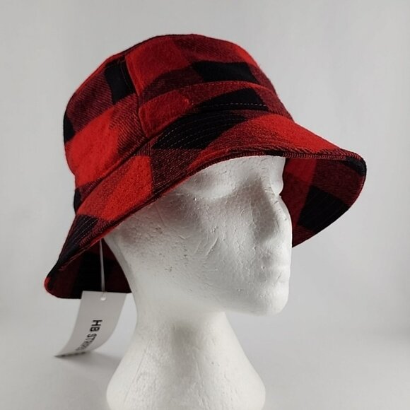 HB STRIPES Women's Bucket Hat Racing Red Black Plaid Fleece Line O/S - Picture 1 of 12